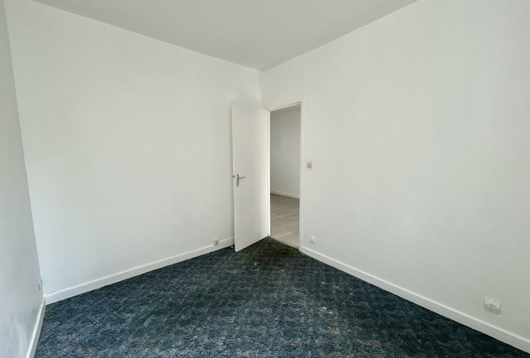 4QM-18082025-182858-1