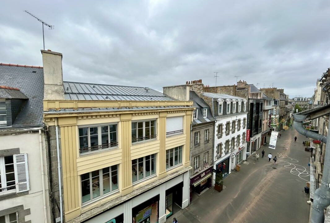 8JO-31072025-121342-1