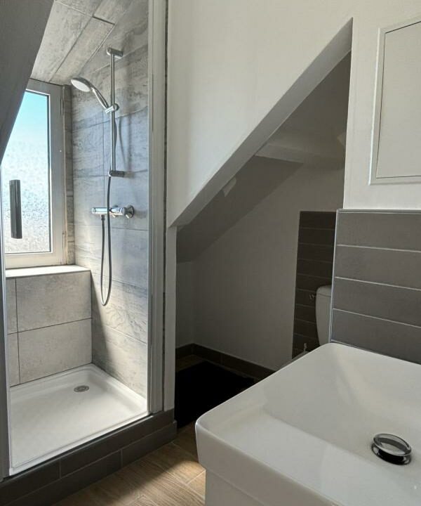 21CM-27112025-200547-11