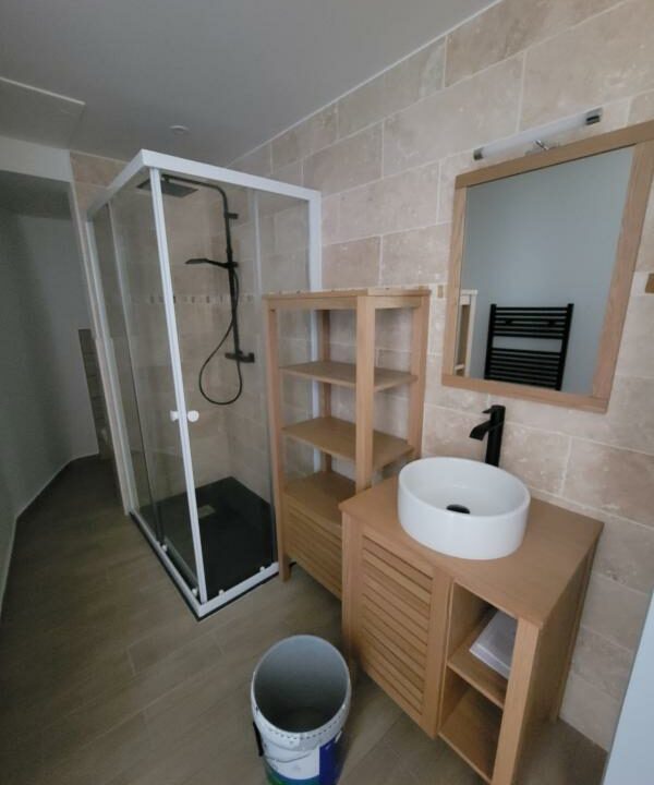 21CM-27112025-200547-8