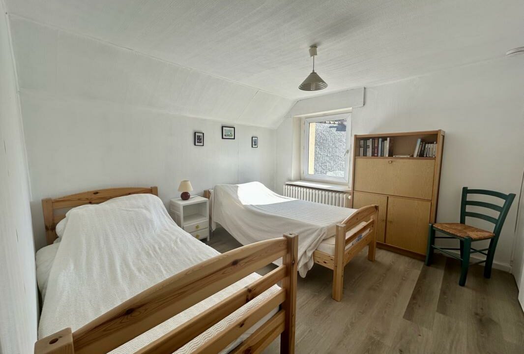 6511-06112025-173230-8