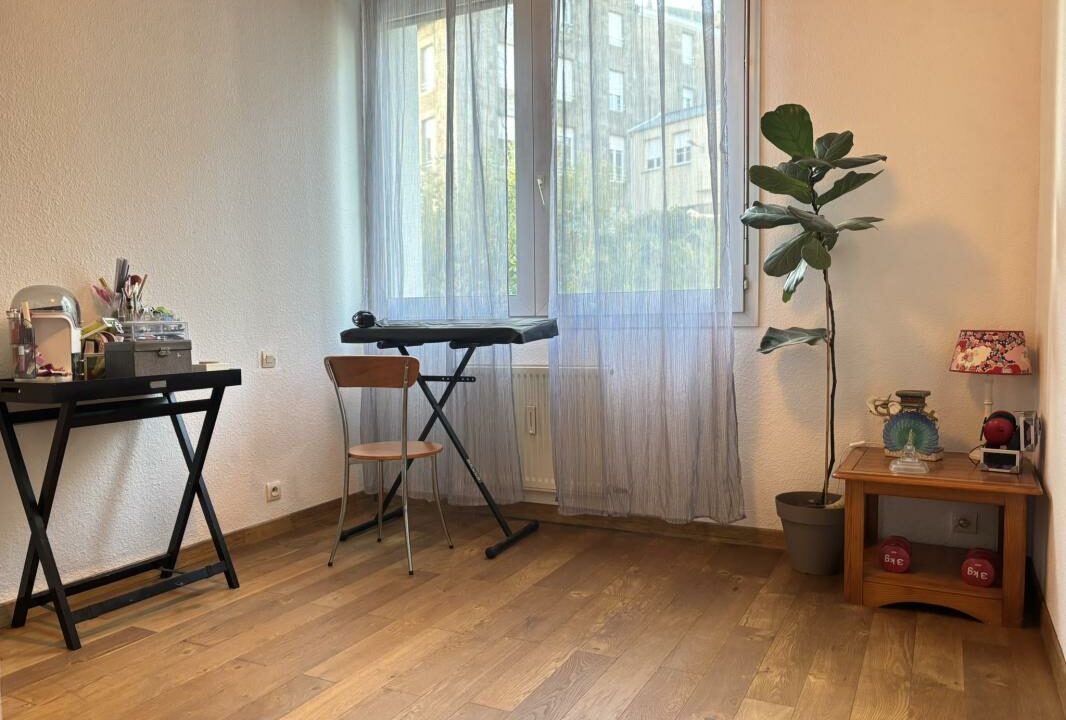 12EM-01122025-102752-8