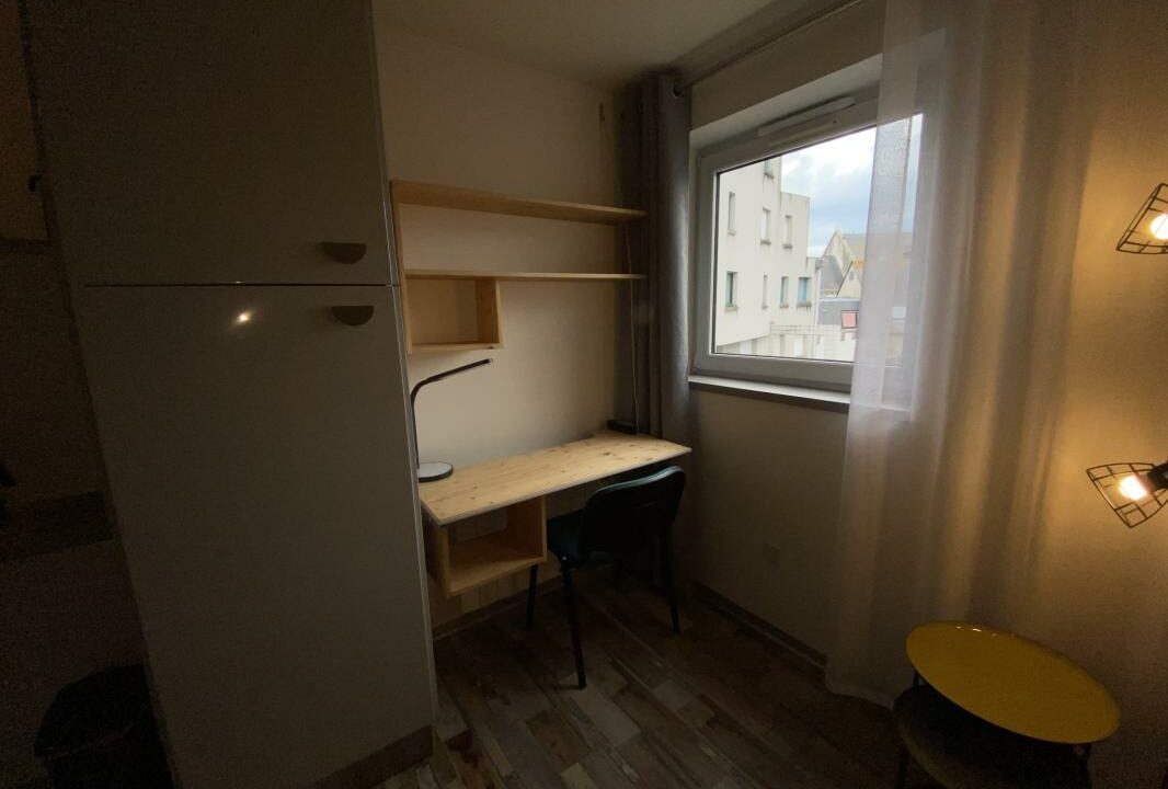 202511-12122025-195334-1