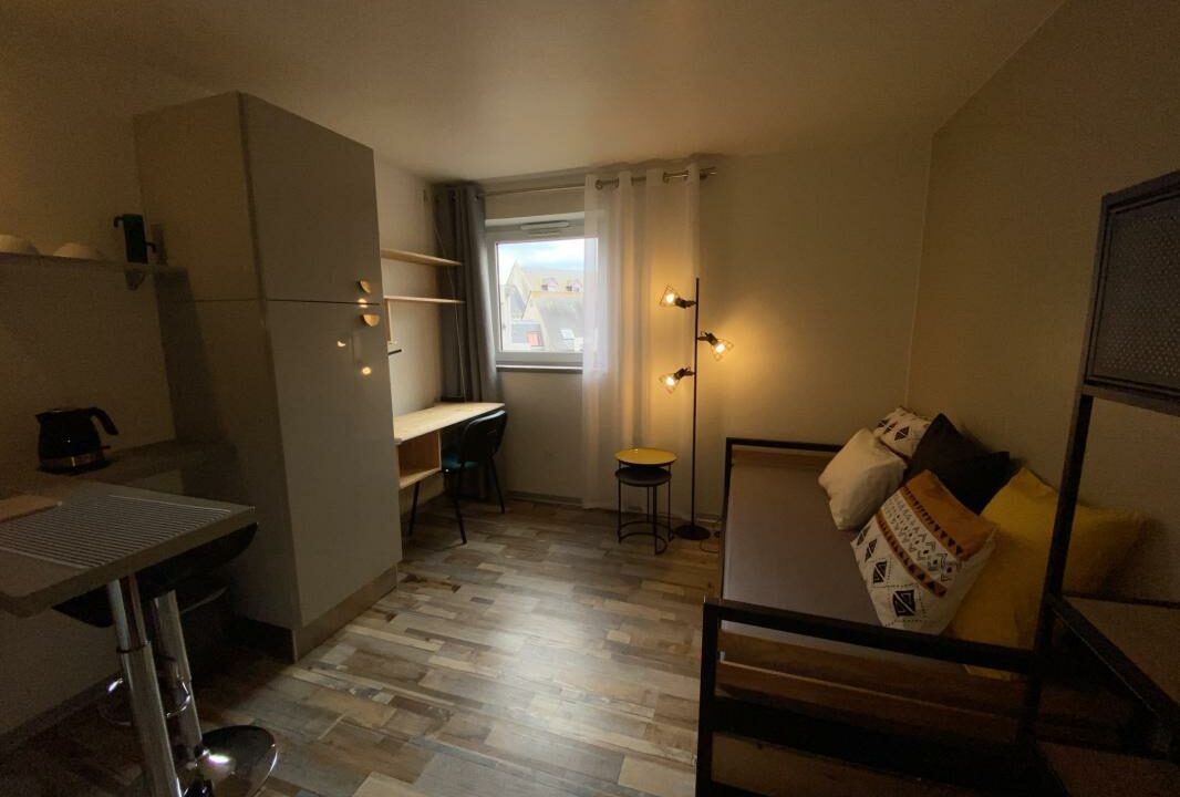 202511-12122025-195334