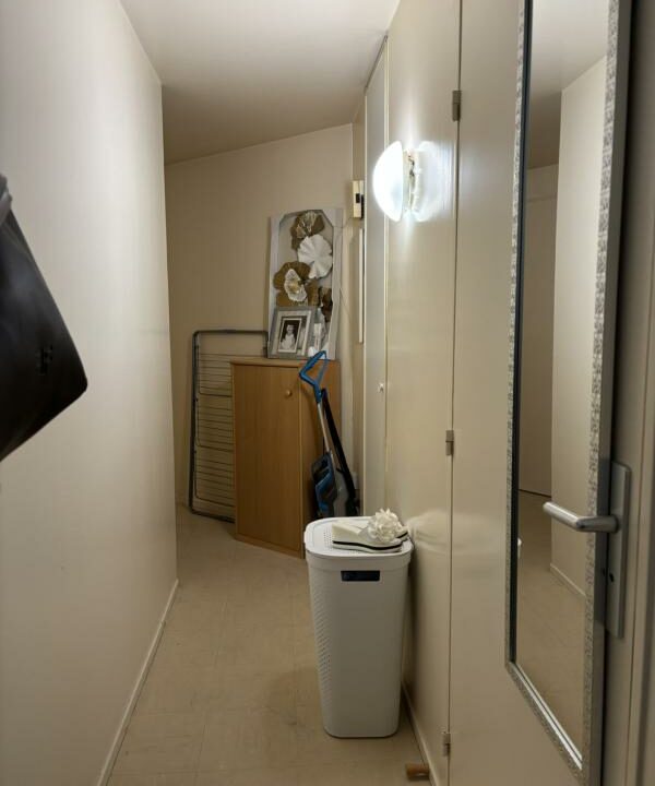 4AM-02122025-183708-3