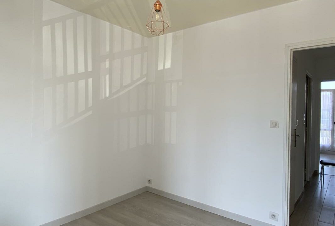 683-15122025-183946-6