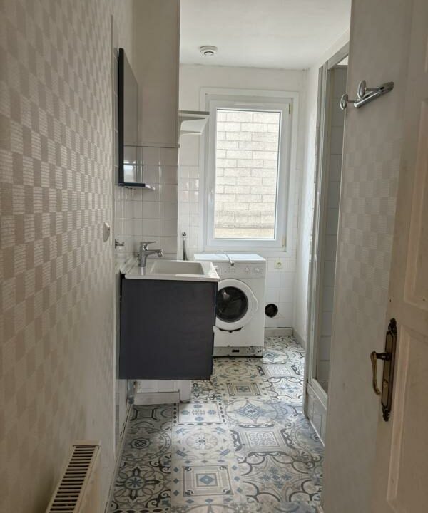 7EMM-22122025-132724-2