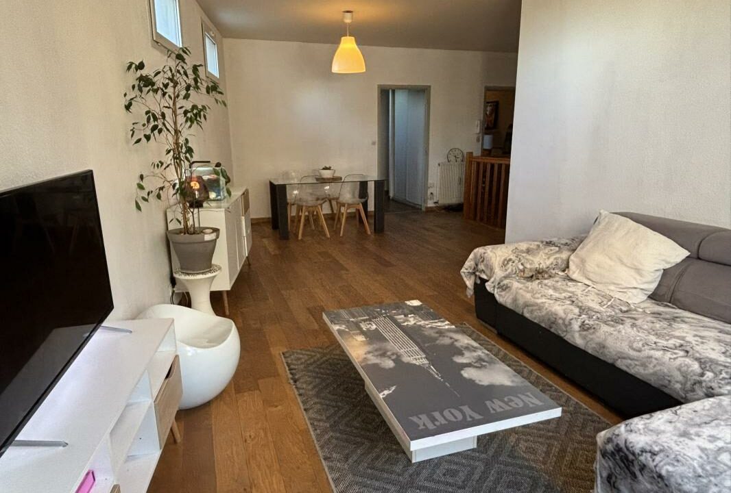 12EM-25022026-143056-2