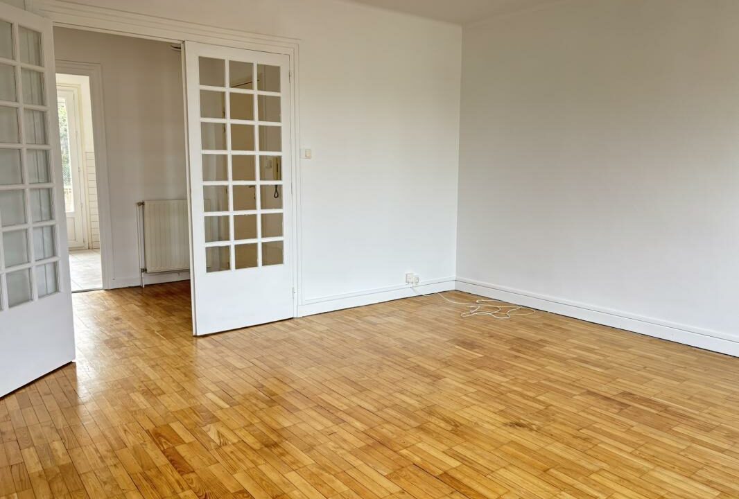 11EM-24032026-130339-1