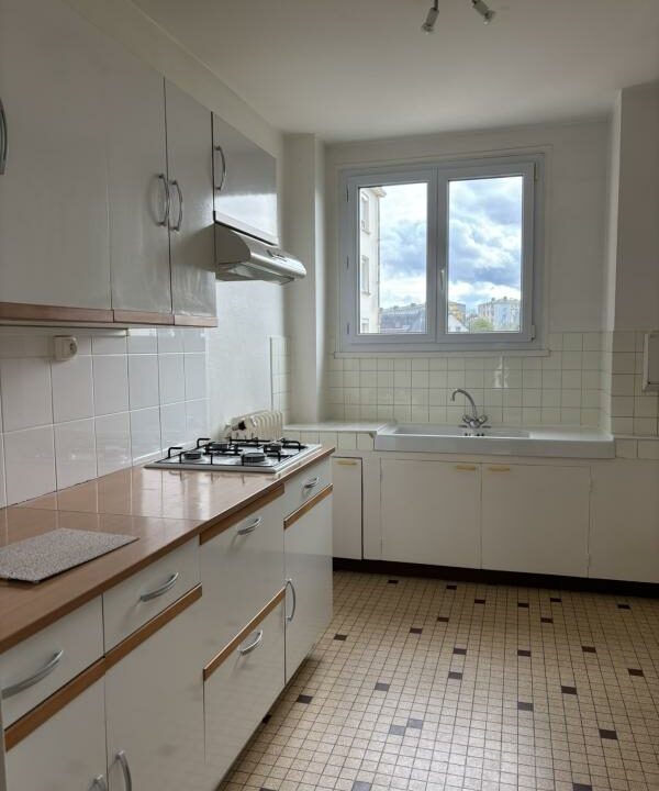 7CM-27032026-231838-1