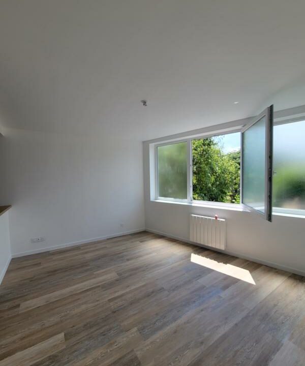 878-24042026-175440-1